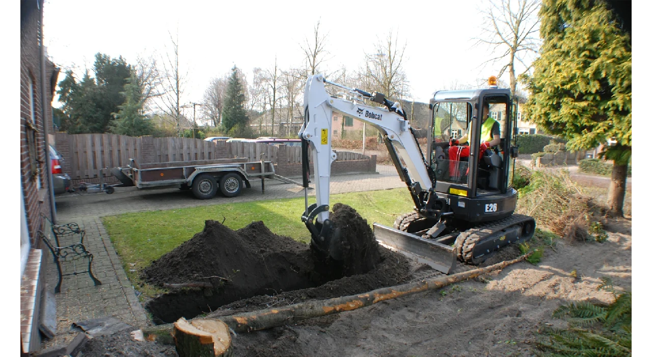 Miniexcavadora E26